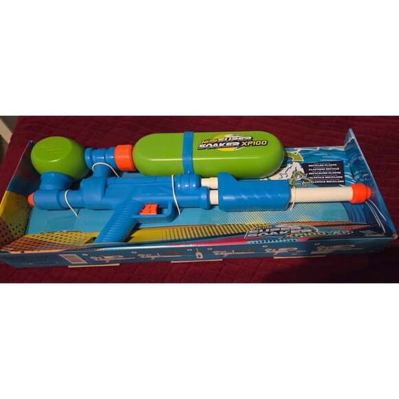 Nerf Super Soaker - Picture 2 of 2